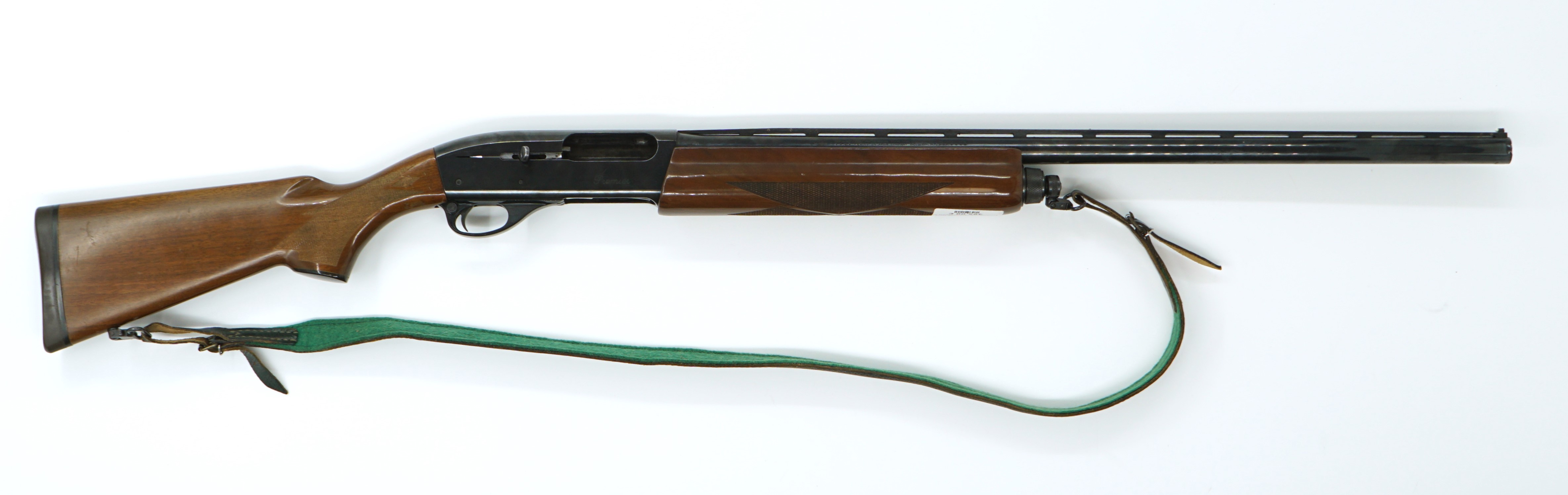 Remington 11-87 Premier 12/76 puoliautomaatti haulikko käytetty MT